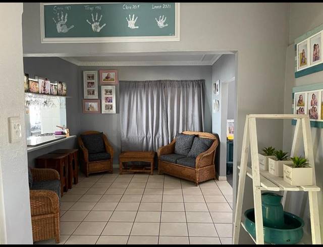 4 BEDROOM HOUSE FOR SALE IN MEYERVILLE